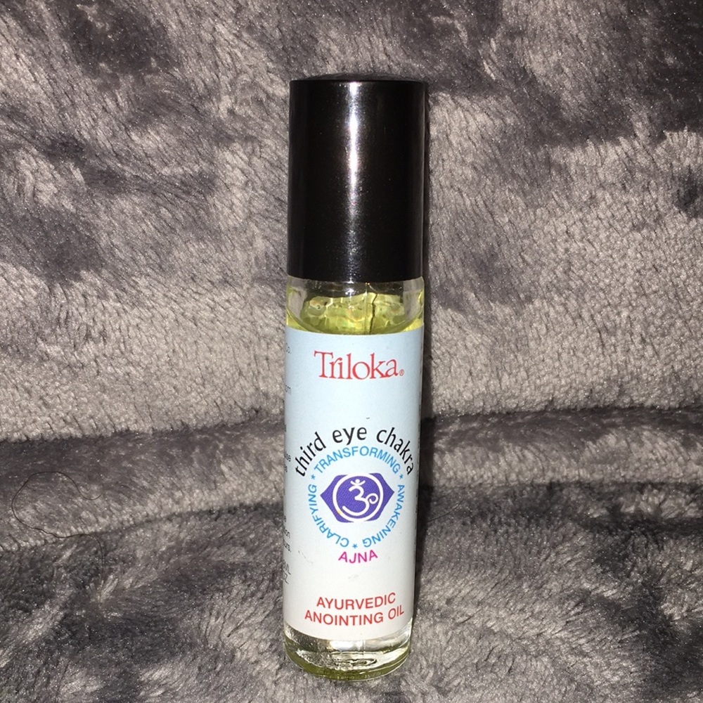 Third eye chakra roll-on oil